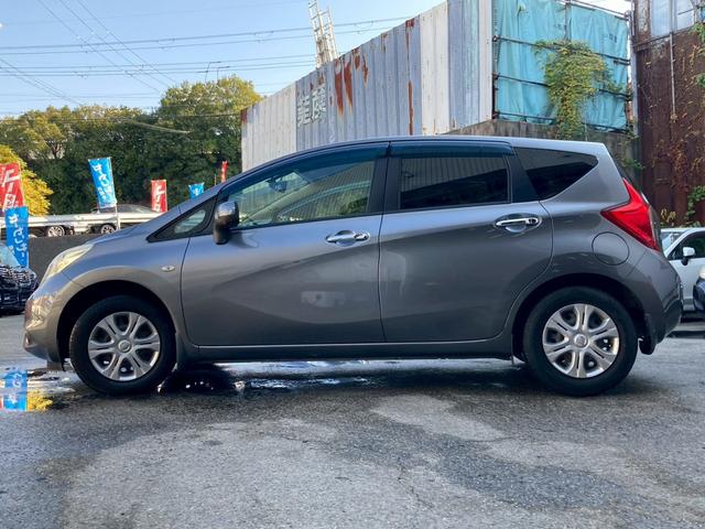 ノート メダリスト　純正ナビＴＶ　全周囲カメラ　ハーフレザー　ＢＬＵＥＴＯＯＴＨ　オートライト　スマートキー　プッシュスタート　レベライザー　ウィンカーミラ　アイドリングストップ　スーパーチャージャー　横滑り防止　ＥＴＣ（13枚目）