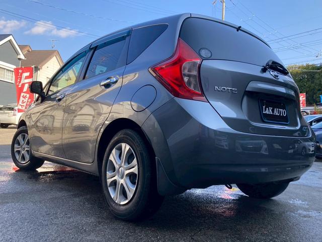 ノート メダリスト　純正ナビＴＶ　全周囲カメラ　ハーフレザー　ＢＬＵＥＴＯＯＴＨ　オートライト　スマートキー　プッシュスタート　レベライザー　ウィンカーミラ　アイドリングストップ　スーパーチャージャー　横滑り防止　ＥＴＣ（15枚目）