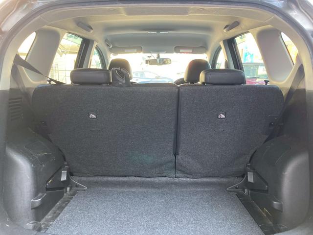 ノート メダリスト　純正ナビＴＶ　全周囲カメラ　ハーフレザー　ＢＬＵＥＴＯＯＴＨ　オートライト　スマートキー　プッシュスタート　レベライザー　ウィンカーミラ　アイドリングストップ　スーパーチャージャー　横滑り防止　ＥＴＣ（17枚目）