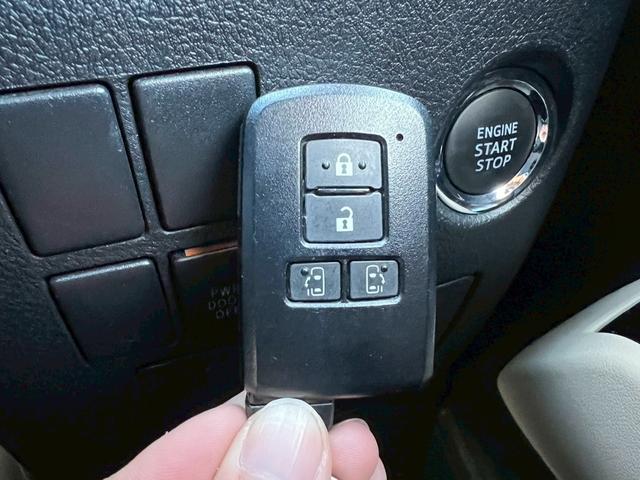 ヴェルファイア 2.5V 純正ナビTV 両側電動 クルコン バックカメラ LED 障害物センサー コンビハンドル ウォークスルー BLUETOOTH オットマン ハーフレザー 電動シート 純正17AW ステアリモコン ETC(41枚目)