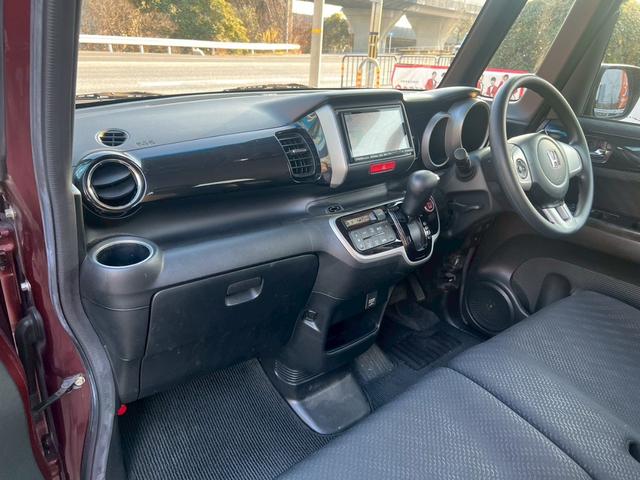 N-BOXカスタム G・Aパッケージ ナビ 電動スライド 衝突軽減 バックカメラ スマートキー プッシュスタート HIDヘッドライト フォグライト アイドリングストップ ベンチシート フルフラット ウィンカーミラー 純正14AW 盗難防止(23枚目)