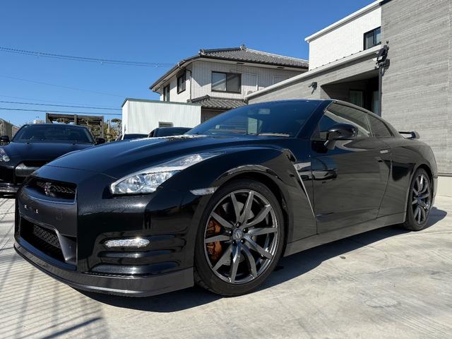 GT-R ブラックエディション MY14.フルノーマル車両.純正RECAROシート.前席シートヒーター.(2枚目)