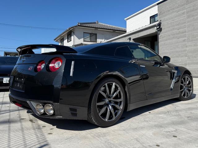 GT-R ブラックエディション MY14.フルノーマル車両.純正RECAROシート.前席シートヒーター.(6枚目)