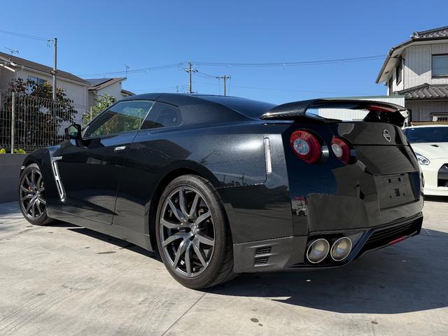 GT-R ブラックエディション MY14.フルノーマル車両.純正RECAROシート.前席シートヒーター.(8枚目)