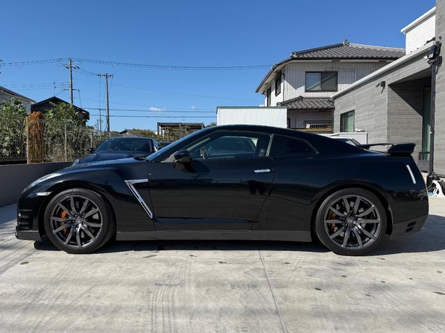 GT-R ブラックエディション MY14.フルノーマル車両.純正RECAROシート.前席シートヒーター.(14枚目)