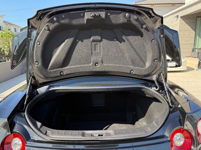 GT-R ブラックエディション MY14.フルノーマル車両.純正RECAROシート.前席シートヒーター.(38枚目)