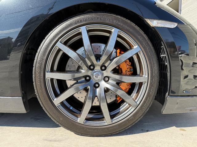 GT-R ブラックエディション MY14.フルノーマル車両.純正RECAROシート.前席シートヒーター.(44枚目)