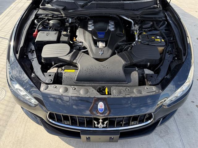 ギブリ S 可変バルブマフラー.赤革シート.20インチAW.カーボンインテリア(33枚目)