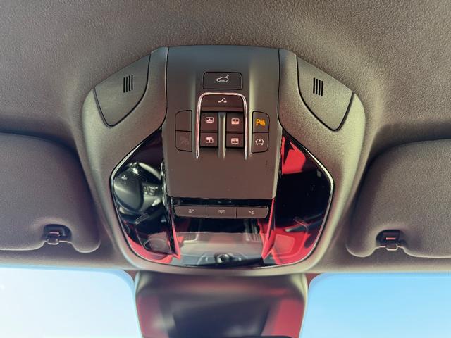 レヴァンテ S 赤革シート.パノラマサンルーフ.純正OP21インチAW.カーボンインテリア.シートヒーター&ベンチレーター.パワーバックドア.360℃カメラ.ドライブレコーダー.ETC(38枚目)