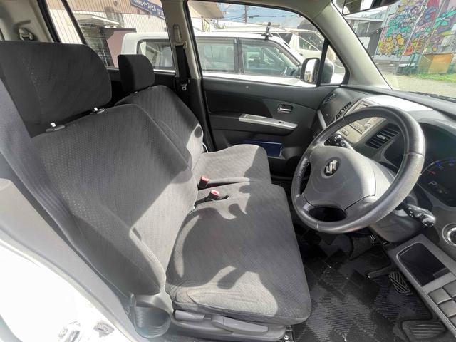 ワゴンＲ リミテッド　ＥＴＣ　バックカメラ　オートライト　ＨＩＤ　スマートキー　電動格納ミラー　ベンチシート　ＡＴ　盗難防止システム　ＡＢＳ　ＣＤ　ミュージックプレイヤー接続可　アルミホイール　衝突安全ボディ　エアコン（10枚目）
