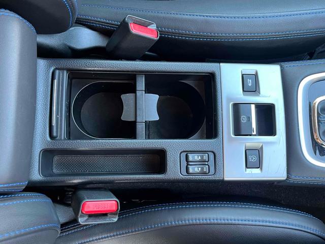 レヴォーグ 1.6GT-Sアイサイト 4WD バックカメラ サイドカメラ オートクルーズコントロール レーンアシスト 衝突被害軽減システム アルミホイール オートライト LEDヘッドランプ サンルーフ パワーシート スマートキー(6枚目)