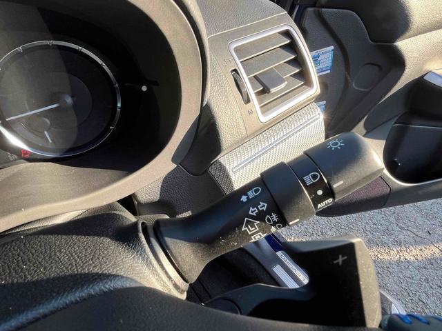 レヴォーグ 1.6GT-Sアイサイト 4WD バックカメラ サイドカメラ オートクルーズコントロール レーンアシスト 衝突被害軽減システム アルミホイール オートライト LEDヘッドランプ サンルーフ パワーシート スマートキー(8枚目)