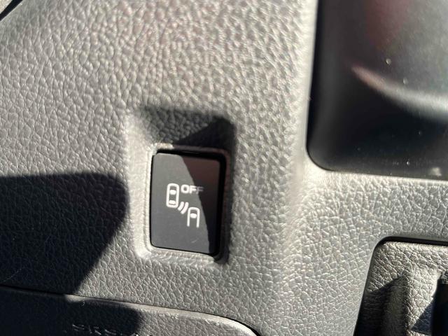 レヴォーグ 1.6GT-Sアイサイト 4WD バックカメラ サイドカメラ オートクルーズコントロール レーンアシスト 衝突被害軽減システム アルミホイール オートライト LEDヘッドランプ サンルーフ パワーシート スマートキー(10枚目)