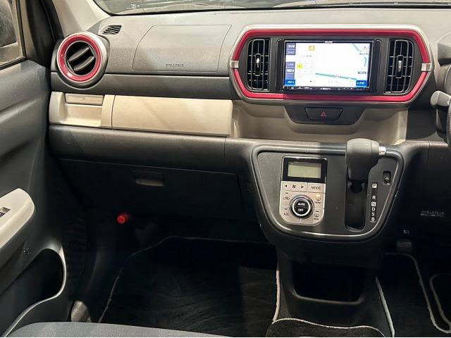 モーダ　Ｇパッケージ　禁煙車　ナビ　フルセグ　バックカメラ　ＤＶＤ再生可　ＬＥＤヘッドライト　スマートキー＆プッシュスタート　クリアランスソナー　アイドリングストップ　衝突軽減ブレーキ　横滑り防止システム　電動格納ドアミラ(68枚目)