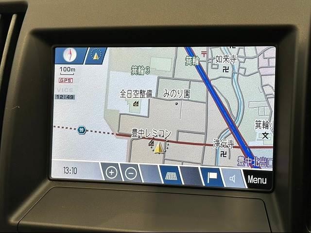 ファイナルエディション　禁煙車　純正ナビ　バックカメラ／サイドカメラ　Ｂｌｕｅｔｏｏｔｈオーディオ　ハーフレザー　シートヒーター　クルーズコントロール　ハンドルヒーター　パワーシート　キセノン　純正１７インチアルミ　リアスポ(3枚目)