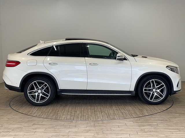 ＧＬＥ ＧＬＥ３５０ｄ　４マチック　クーペスポーツ　禁煙車　サンルーフ　黒革シート　純正ナビ　アラウンドビューモニター　レーダークルーズコントロール　メモリ付きパワーシート　ブライドスポットモニター　ハーマンカードン　シートヒーター　ＬＥＤヘッド（16枚目）