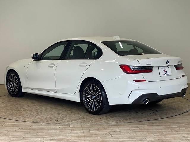 ３２０ｄ　ｘＤｒｉｖｅ　Ｍスポーツ　４ＷＤ　シートヒーター　ブラインドスポットモニター　クルーズコントロール　パワーシート　シートメモリー　クリアランスソナー　アイドリングストップ　パドルシフト　純正ナビ　バックカメラ　ＥＴＣ(14枚目)