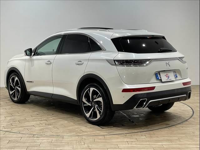 ＤＳ７クロスバック Ｇｒａｎｄ　Ｃｈｉｃ　ブルーＨＤｉ　禁煙　ナビ　フルセグＴＶ　サンルーフ　ＢＳＭ　３６０°カメラ　シートクーラー　地デジ　ＥＴＣ車載器　ＬＥＤヘッド　パワーシート　バックモニター　フロントカメラ　Ｓキー　ナビＴＶ　シートヒーター（17枚目）