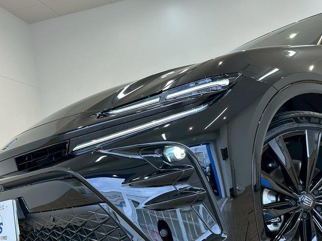 クラウンスポーツ ＳＰＯＲＴ　Ｚ　（ＨＥＶ）　全周囲　ＥＴＣ　電動リアゲート　シートヒーター　Ｐアシスト　パワーテールゲート　３６０°ビューカメラ　盗難防止装置　ＡＢＳ　ＬＥＤ　フルセグ　ミュージックプレイヤー接続可　メモリーナビ　キーレス（28枚目）