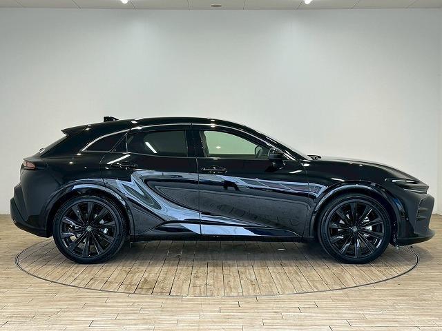 クラウンスポーツ ＳＰＯＲＴ　Ｚ　（ＨＥＶ）　全周囲　ＥＴＣ　電動リアゲート　シートヒーター　Ｐアシスト　パワーテールゲート　３６０°ビューカメラ　盗難防止装置　ＡＢＳ　ＬＥＤ　フルセグ　ミュージックプレイヤー接続可　メモリーナビ　キーレス（33枚目）