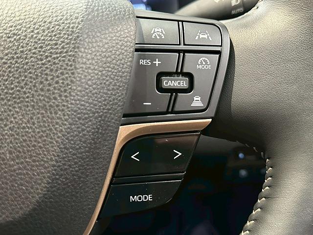 クラウンスポーツ ＳＰＯＲＴ　Ｚ　（ＨＥＶ）　全周囲　ＥＴＣ　電動リアゲート　シートヒーター　Ｐアシスト　パワーテールゲート　３６０°ビューカメラ　盗難防止装置　ＡＢＳ　ＬＥＤ　フルセグ　ミュージックプレイヤー接続可　メモリーナビ　キーレス（63枚目）