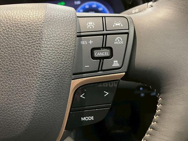 クラウンスポーツ ＳＰＯＲＴ　Ｚ　（ＨＥＶ）　サンルーフ　電動リアゲート　ＥＴＣ　全周囲　Ｐアシスト　パワーテールゲート　３６０°ビューカメラ　パノラマサンルーフ　禁煙　盗難防止装置　ＡＢＳ　ＬＥＤ　フルセグ　シートクーラー　メモリーナビ　４ＷＤ（50枚目）