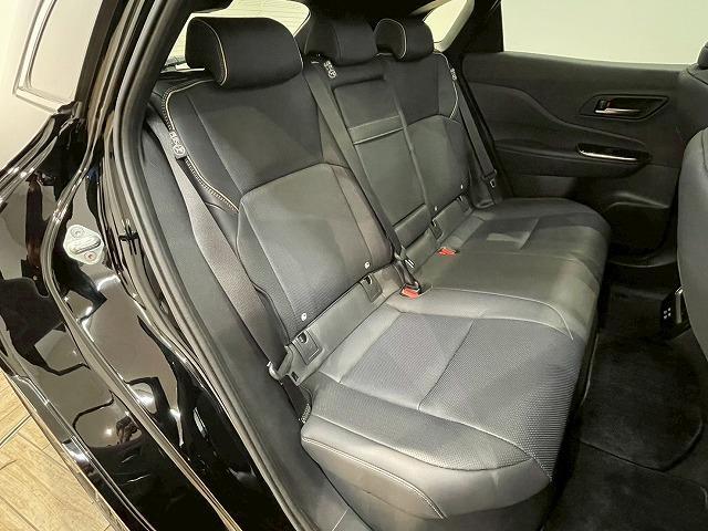 クラウンスポーツ ＳＰＯＲＴ　Ｚ　（ＨＥＶ）　サンルーフ　電動リアゲート　ＥＴＣ　全周囲　Ｐアシスト　パワーテールゲート　３６０°ビューカメラ　パノラマサンルーフ　禁煙　盗難防止装置　ＡＢＳ　ＬＥＤ　フルセグ　シートクーラー　メモリーナビ　４ＷＤ（64枚目）