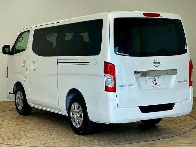 キャラバン グランドプレミアムＧＸ　登録済未使用車　電動スライド　８型ナビ　フルセグテレビ　禁煙　Ｗエアバック　アイドリングストップ　イモビ　スマートキー　キーレスエントリー　オートエアコン　Ｂカメラ　パワーウィンド　ナビＴＶ　ＳＤナビ（14枚目）
