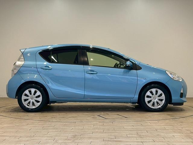 アクア Ｓ　ＥＴＣ　スマートキー　ステアリングスイッチ　オートエアコン　オートエアコン　アイストップ　パワーステアリング　パワーウィンドウ　フルセグ地デジ　スマートキープッシュスタート　ＳＤナビゲーション（73枚目）