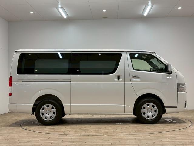ハイエースバン スーパーGL ダークプライムII デジタルインナーミラー 両側電動スライドドア AC100V 助手席エアバック 衝突軽減ブレーキ 車線逸脱防止 オートハイビーム LEDライト スマートキー プッシュスタート リアヒーター リアクーラー(71枚目)