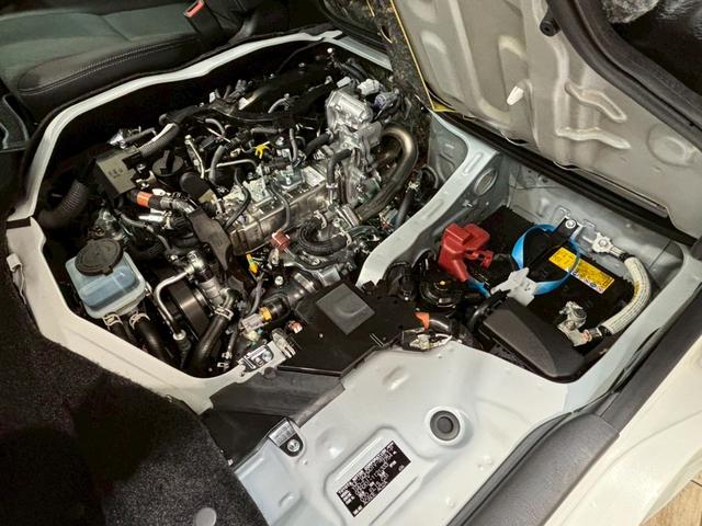 ハイエースバン スーパーGL ダークプライムII デジタルインナーミラー 両側電動スライドドア AC100V 助手席エアバック 衝突軽減ブレーキ 車線逸脱防止 オートハイビーム LEDライト スマートキー プッシュスタート リアヒーター リアクーラー(76枚目)