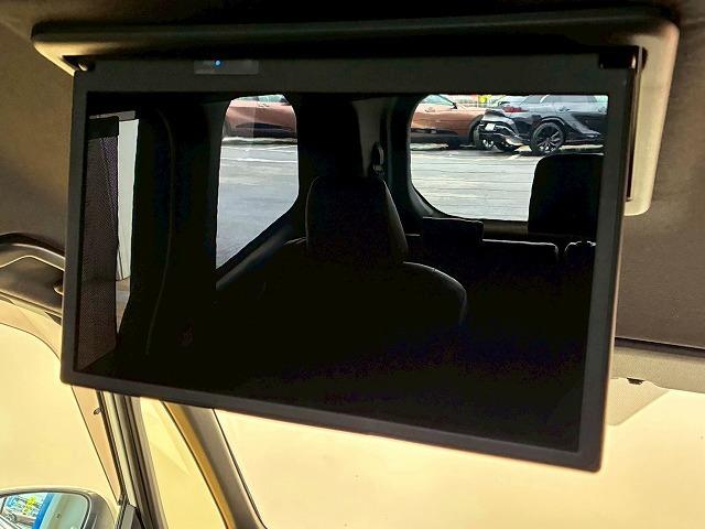 ヴォクシー ＨＹＢＲＩＤ　Ｓ－Ｚ　純正１０．５型ナビ　１４型有機ＥＬリアシートエンターテインメント　快適利便パッケージ　ブラインドスポットモニター　電動リアゲート　シートヒーター　レーダークルーズコントロール　ステアリングヒーター（45枚目）
