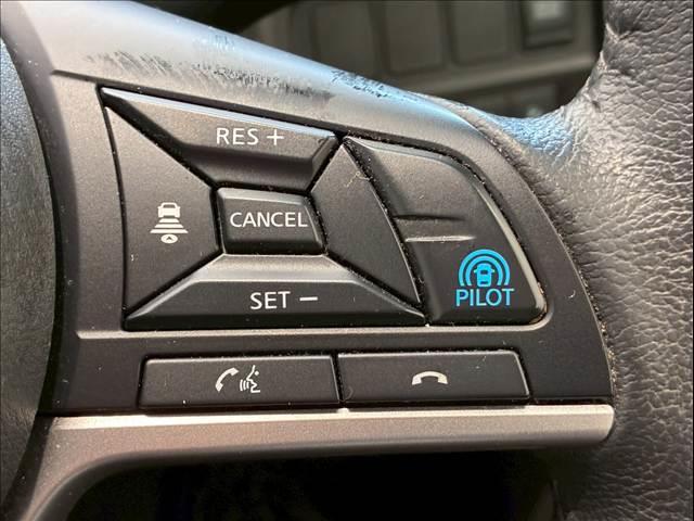 セレナ e-パワー ハイウェイスターV 純正10インチナビ アラウンドビューモニター フルセグテレビ フリップダウンモニター プロパイロット インテリジェントルームミラー ブラインドスポットモニター 両側電動スライドドア(6枚目)