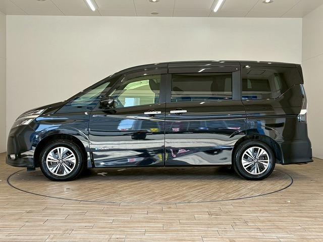 セレナ e-パワー ハイウェイスターV 純正10インチナビ アラウンドビューモニター フルセグテレビ フリップダウンモニター プロパイロット インテリジェントルームミラー ブラインドスポットモニター 両側電動スライドドア(71枚目)