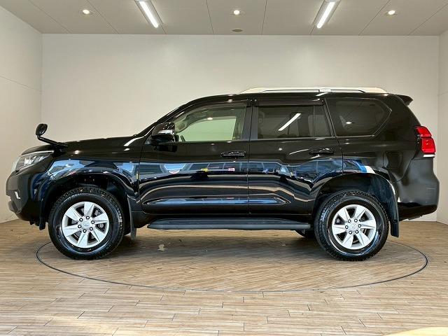 ランドクルーザープラド ＴＸ　Ｌパッケージ　５人乗り　ベージュ内装　純正ナビ　バックカメラ　ルーフレール　シートヒーター　シートクーラー　レーダークルーズコントロール　クリアランスソナー　パワーシート　ＥＴＣ　衝突軽減ブレーキ　車線逸脱防止（73枚目）
