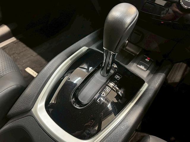 エクストレイル ２０Ｘｉ　ＨＹＢＲＩＤ　エクストリーマーＸ　純正ナビ　パノラミックビューモニター　フルセグテレビ　インテリジェントルームミラー　プロパイロット　電動リアゲート　ブラインドスポットモニター　ＥＴＣ　ミュージックプレイヤー接続可　オートエアコン（36枚目）