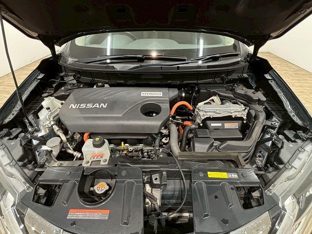 エクストレイル ２０Ｘｉ　ＨＹＢＲＩＤ　エクストリーマーＸ　純正ナビ　パノラミックビューモニター　フルセグテレビ　インテリジェントルームミラー　プロパイロット　電動リアゲート　ブラインドスポットモニター　ＥＴＣ　ミュージックプレイヤー接続可　オートエアコン（73枚目）