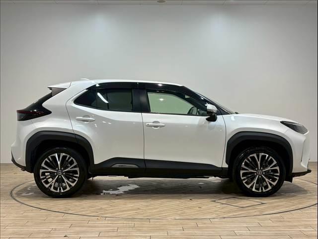 ヤリスクロス HYBRID Z 純正ナビ パノラミックビューモニター レーダークルーズコントロール ブラインドスポットモニター パワーシート シートヒーター LEDヘッドライト パーキングアシスト 電動リアゲート(14枚目)