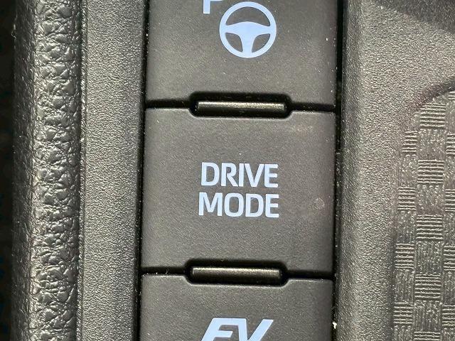 ヤリスクロス HYBRID Z 純正ナビ パノラミックビューモニター レーダークルーズコントロール ブラインドスポットモニター パワーシート シートヒーター LEDヘッドライト パーキングアシスト 電動リアゲート(37枚目)