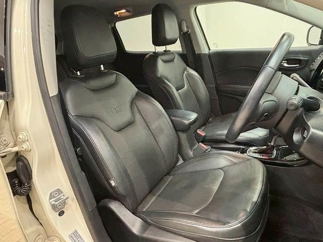 ジープ・コンパス リミテッド　純正ナビ　バックカメラ　ＡｐｐｌｅＣａｒＰｌａｙ　レーダークルーズコントロール　ブラインドスポットモニター　シートメモリー　パーキングアシスト　シートヒーター　パーキングアシスト　クリアランスソナー（9枚目）
