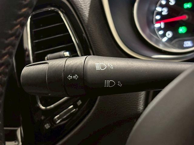 ジープ・コンパス リミテッド　純正ナビ　バックカメラ　ＡｐｐｌｅＣａｒＰｌａｙ　レーダークルーズコントロール　ブラインドスポットモニター　シートメモリー　パーキングアシスト　シートヒーター　パーキングアシスト　クリアランスソナー（42枚目）