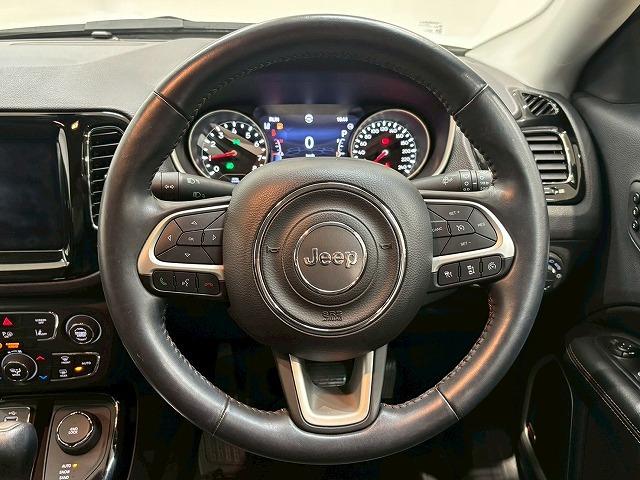 ジープ・コンパス リミテッド　純正ナビ　バックカメラ　ＡｐｐｌｅＣａｒＰｌａｙ　レーダークルーズコントロール　ブラインドスポットモニター　シートメモリー　パーキングアシスト　シートヒーター　パーキングアシスト　クリアランスソナー（53枚目）