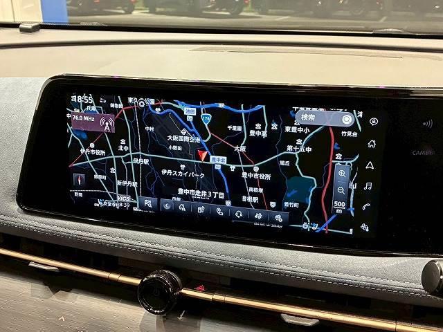アリア Ｂ６　リミテッド　サンルーフ　純正ナビ　アラウンドビューモニター　フルセグテレビ　プロパイロット　インテリジェントルームミラー　電動リアゲート　シートメモリー　ブラインドスポットモニター　ヘッドアップディスプレイ（3枚目）