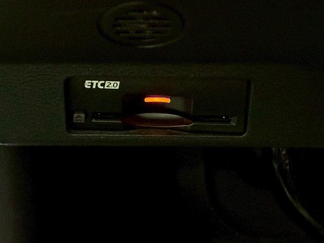 アリア Ｂ６　リミテッド　サンルーフ　純正ナビ　アラウンドビューモニター　フルセグテレビ　プロパイロット　インテリジェントルームミラー　電動リアゲート　シートメモリー　ブラインドスポットモニター　ヘッドアップディスプレイ（39枚目）