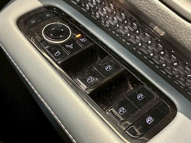 アリア Ｂ６　リミテッド　サンルーフ　純正ナビ　アラウンドビューモニター　フルセグテレビ　プロパイロット　インテリジェントルームミラー　電動リアゲート　シートメモリー　ブラインドスポットモニター　ヘッドアップディスプレイ（41枚目）