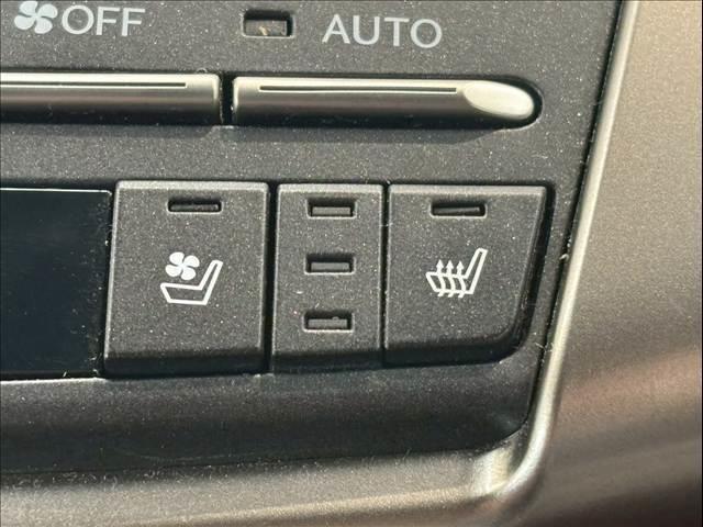 ＮＸ ＮＸ３００ｈ　“Ｆ　ＳＰＯＲＴ”　純正ナビ　パノラミックビューモニター　３眼ＬＥＤヘッドライト　パワーシート　シートメモリー　電動リアゲート　シートヒーター　シートクーラー　レーダークルーズコントロール　ステアリングヒーター（5枚目）