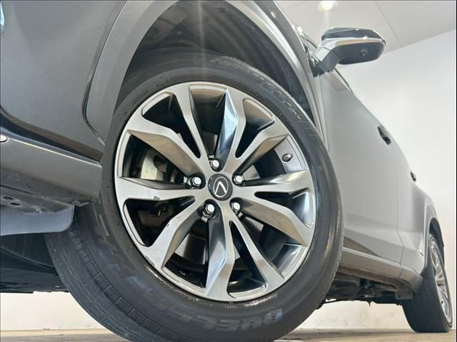ＮＸ ＮＸ３００ｈ　“Ｆ　ＳＰＯＲＴ”　純正ナビ　パノラミックビューモニター　３眼ＬＥＤヘッドライト　パワーシート　シートメモリー　電動リアゲート　シートヒーター　シートクーラー　レーダークルーズコントロール　ステアリングヒーター（18枚目）