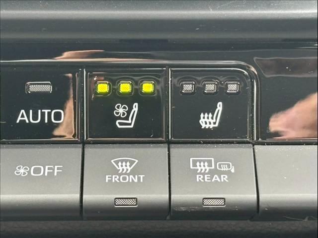 クラウンスポーツ ＳＰＯＲＴ　Ｚ（ＨＥＶ）　純正ナビ　パノラミックビューモニター　サンルーフ　シートメモリー　パワーシート　電動リアゲート　シートヒーター　シートクーラー　レーダークルーズコントロール　ブラインドスポットモニター（7枚目）