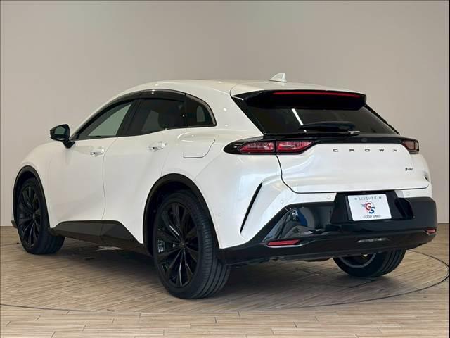 クラウンスポーツ ＳＰＯＲＴ　Ｚ（ＨＥＶ）　純正ナビ　パノラミックビューモニター　サンルーフ　シートメモリー　パワーシート　電動リアゲート　シートヒーター　シートクーラー　レーダークルーズコントロール　ブラインドスポットモニター（17枚目）