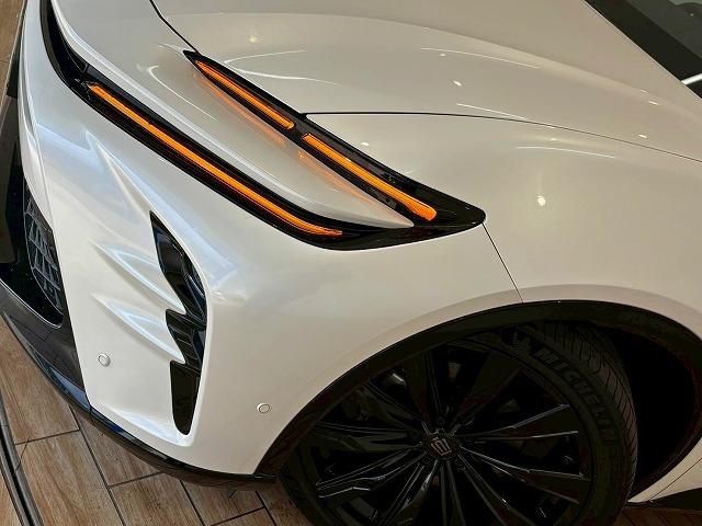 クラウンスポーツ ＳＰＯＲＴ　Ｚ（ＨＥＶ）　純正ナビ　パノラミックビューモニター　サンルーフ　シートメモリー　パワーシート　電動リアゲート　シートヒーター　シートクーラー　レーダークルーズコントロール　ブラインドスポットモニター（30枚目）